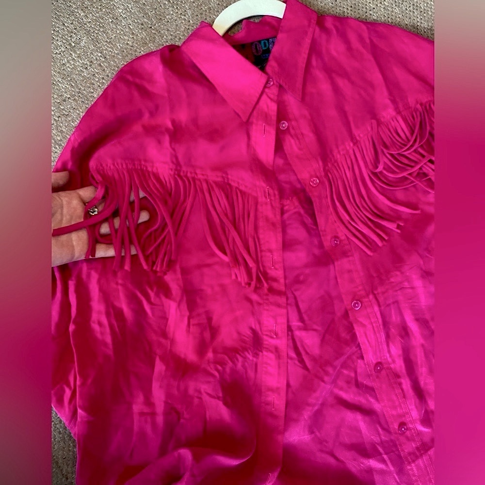 BB Dakota 80s Vintage Moda Silk Fringe Top